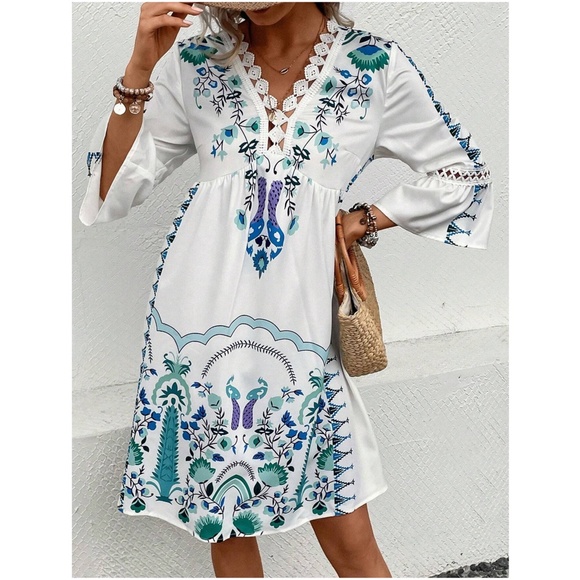 Boho Floral Print Lace Ruffle Sleeve Dress - Picture 4 of 5